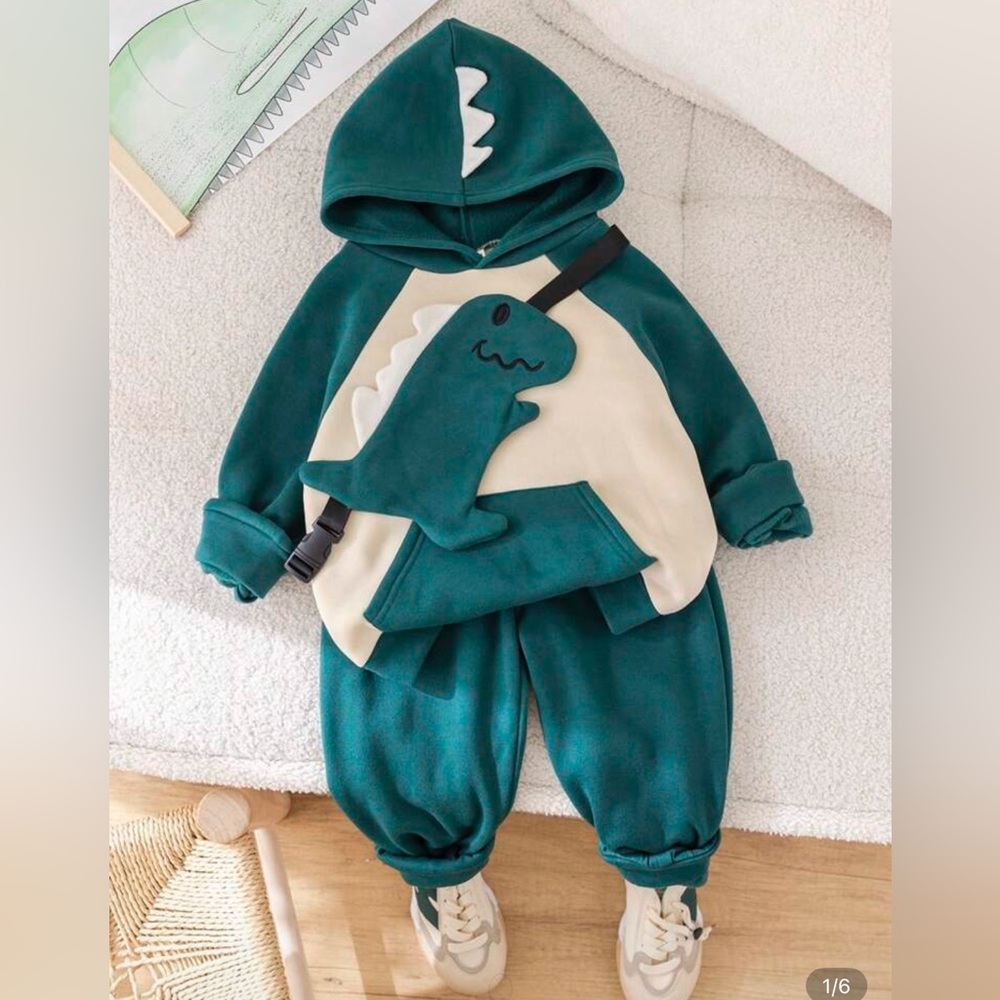 Sz 4Y Shein 3 pcs set boys Green Dinosaur Hoodie and Pants Set